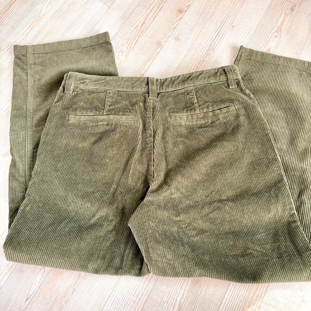 Aritzia TNA High Rise Straight Leg Corduroy Trousers | Green Size 12 - Picture 5 of 8